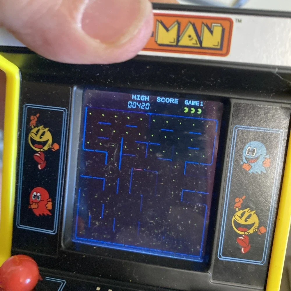 Basic Fun Pac-Man Handheld Mini Arcade Game Bandai Namco Pacman Tested Working - Picture 2 of 9